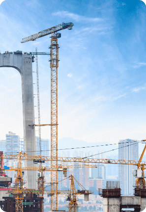 construction-tall-concrete-pylon-bridge-using-tower-crane